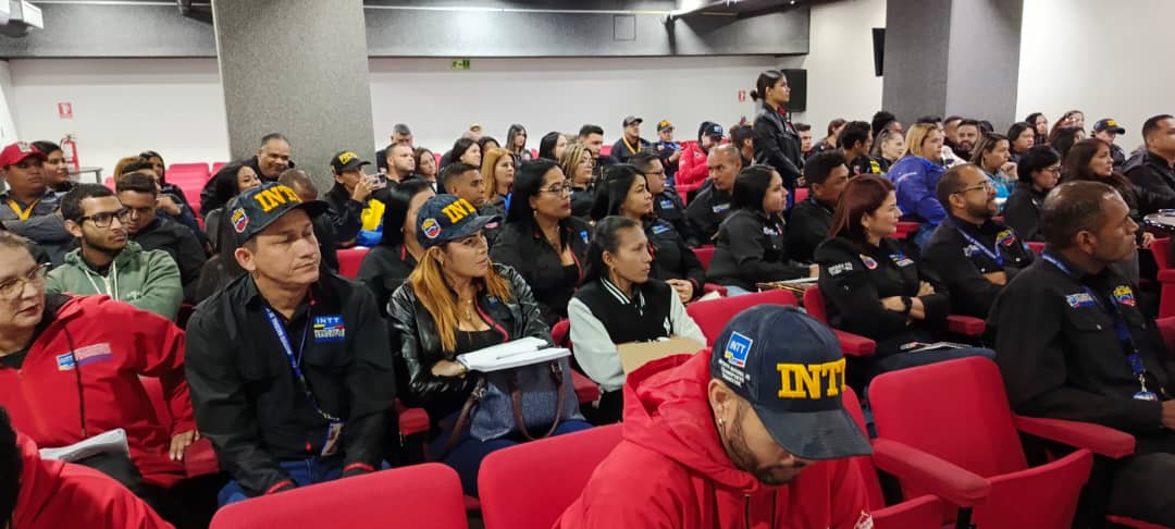 InttContigo's tweet image. #EnFotos📸| Así se lleva a cabo la Reunión con la Red Nacional de Enlaces Comunicacionales del #INTT
- 
#7TDelDebateALaAcción