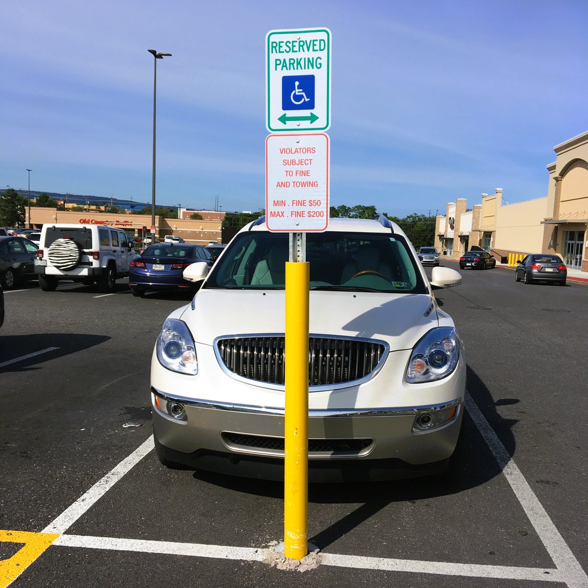 Divadisplaysinc's tweet image. Ready to optimize your parking lot experience? Contact us at 301-798-2717 or visit divadisplays.com to learn more about our parking lot signage solutions! 🅿️🚗 #ParkingLotSignage #HarrisburgPA #EnhancedNavigation #CustomizedSolutions #DurabilityAndQuality #DivaDisplays
