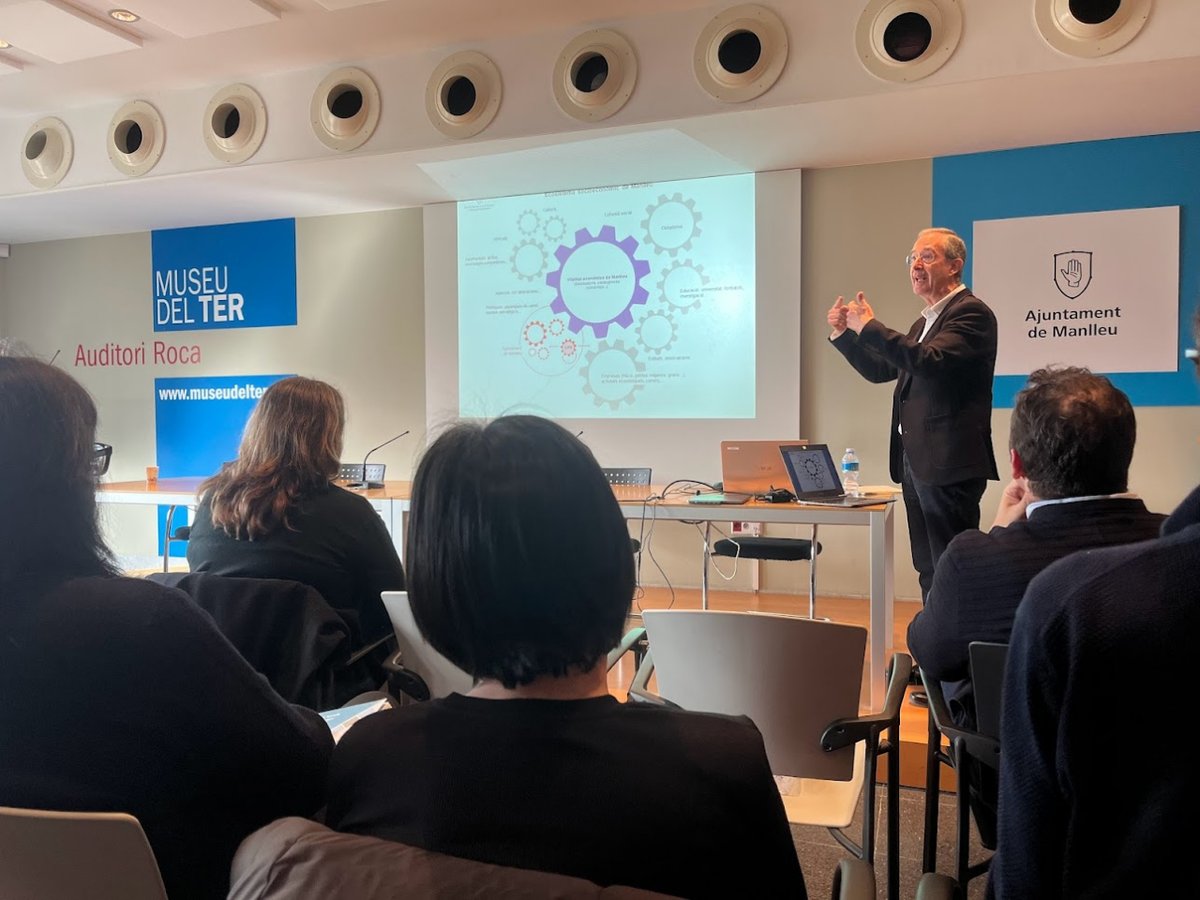 Manlleu React: un projecte d’impuls al Desenvolupament Local de Manlleu
S'ha presentat a l’equip tècnic de l’OPE els professionals que col·laboraran per definir el full de ruta per a la reactivació econòmica de Manlleu

#amanlleufemxarxa #ManlleuReact

manlleu.cat/ope/pl48/fem-x…