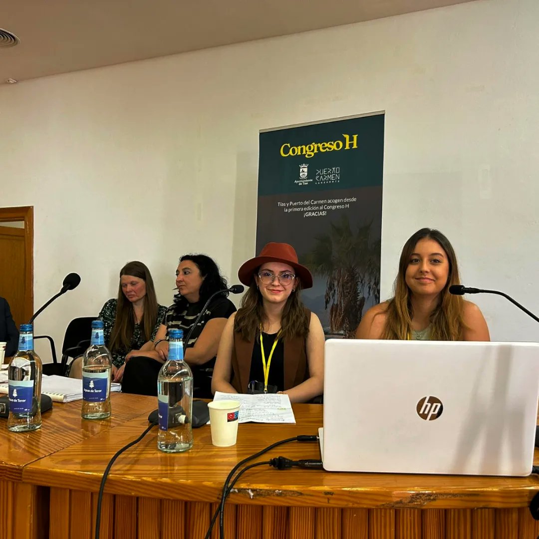 CanBioCanarias's tweet photo. 📃#CanBio presentó en el @CongresoHCom los nuevos retos de la monitorizacion en #RedesSociales y el #cambioclimatico, así como la sensibilización del tema gracias a las narrativas #transmedia💡
Una iniciativa en colaboración con @FECYT_Ciencia
@LP__Fundacion @ULL @ULPGC #gobcan https://t.co/OsVSd4LfXH