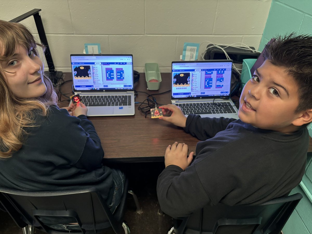 K Nicki Walker tweet media