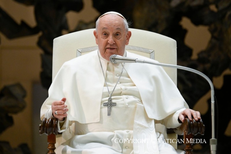 #Catequesis #Papa #Francisco

En su novena catequesis sobre los vicios y las virtudes de la audiencia general, el Papa Francisco se detuvo en la envidia y la vanagloria. 

Para más información👇🏼
episcopal.org.py/?p=9409