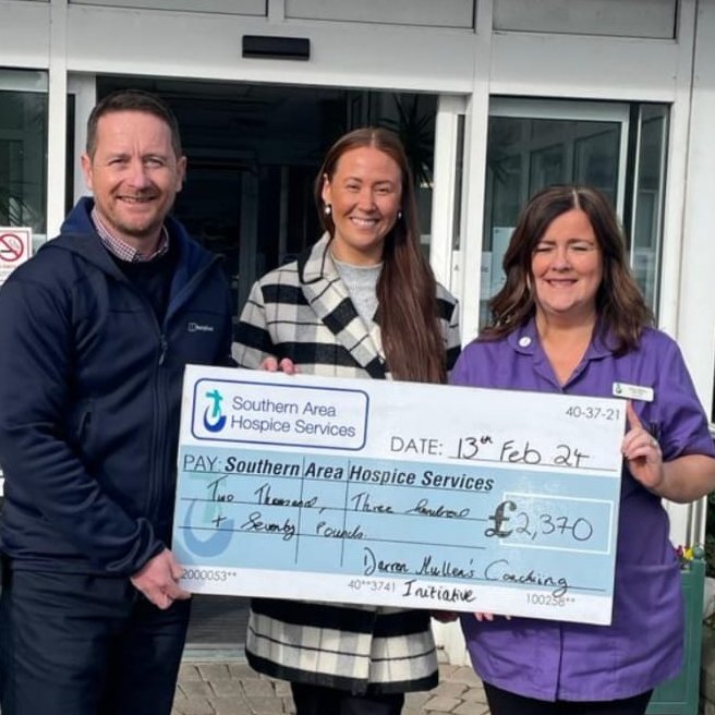 Southern Area Hospice would like to sincerely thank <a href="/ncr72/">darren mullen</a> for fundraising an amazing £𝟐,𝟑𝟕𝟎, through his coaching Initiative👏Pictured presenting the cheque to Fundraising Officer, Alison Donaghy are Darren Mullen and his wife Diane Mullen (Ward Clerk).