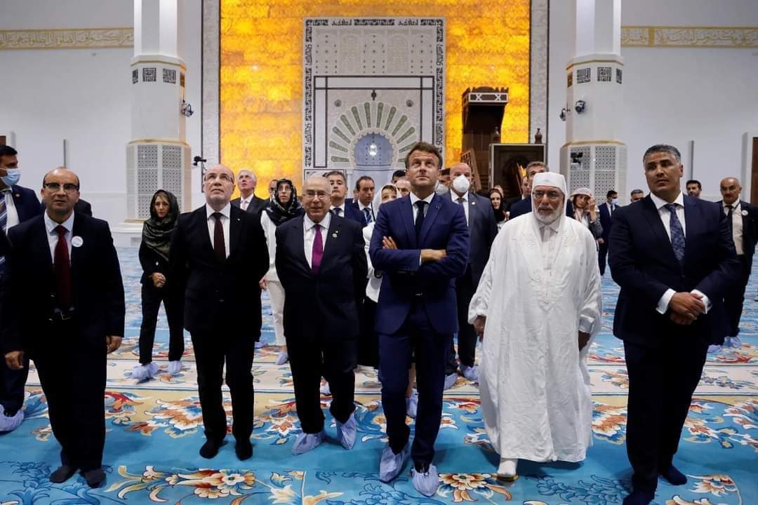 Naima tweet media