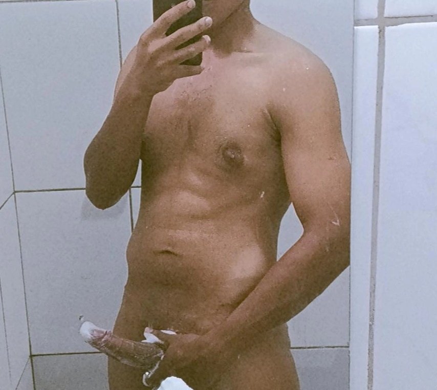 GabeJhony's tweet photo. Bom dia Ariquemes 🧼
#ariquemes #sexy #soloboy https://t.co/YGGMTHvko2