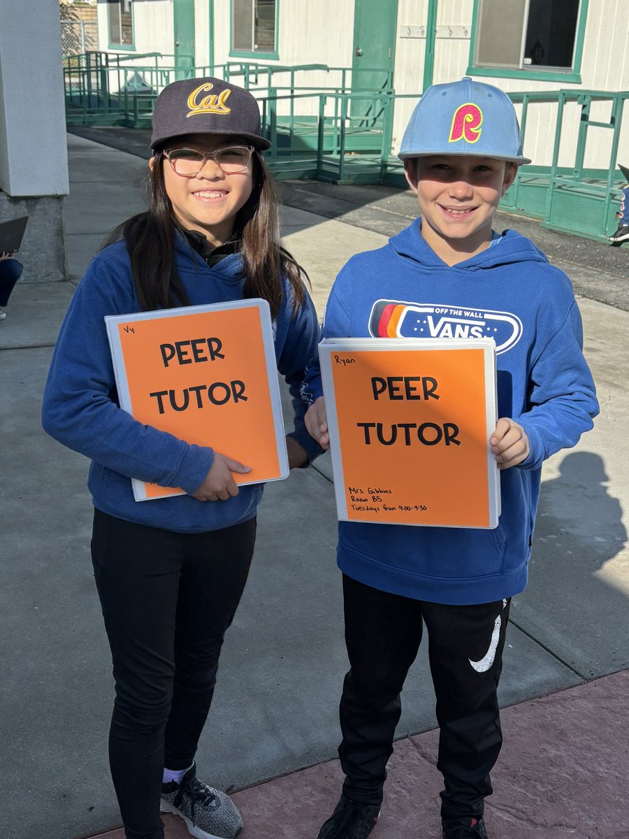 Bumped into these leaders on their way back from helping out in a 3rd grade classroom!