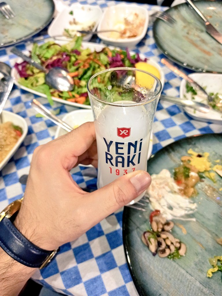 BigInJapann's tweet image. El çelığnç varmış, bugün de çelığnçsız kalmadık şükür 🙏