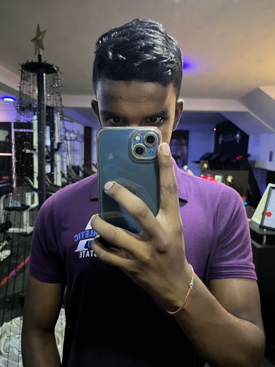 itz_abilashrio_'s tweet image. 💙✨

#FocusChallenge 
#applebrand