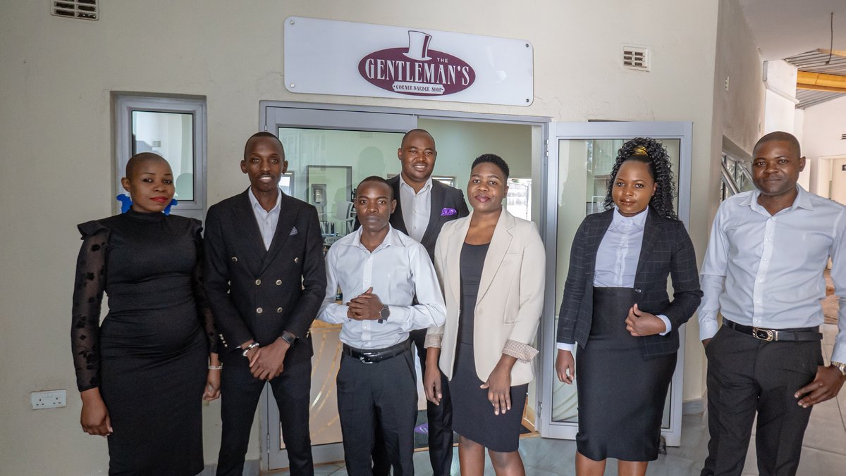 Gentleman’s Corner Barbershop:
Where men go to look and feel their best. Click the link below share.
issuu.com/structuredesig… <a href="/gentscorner1/">The Gentleman’s corner barbershop™️</a>  <a href="/penzura_wacho/"> Pᴇɴᴢᴜʀᴀ_Wᴀᴄʜᴏ </a> @nigel_mwatseteza #bestlooks #selfcarematters