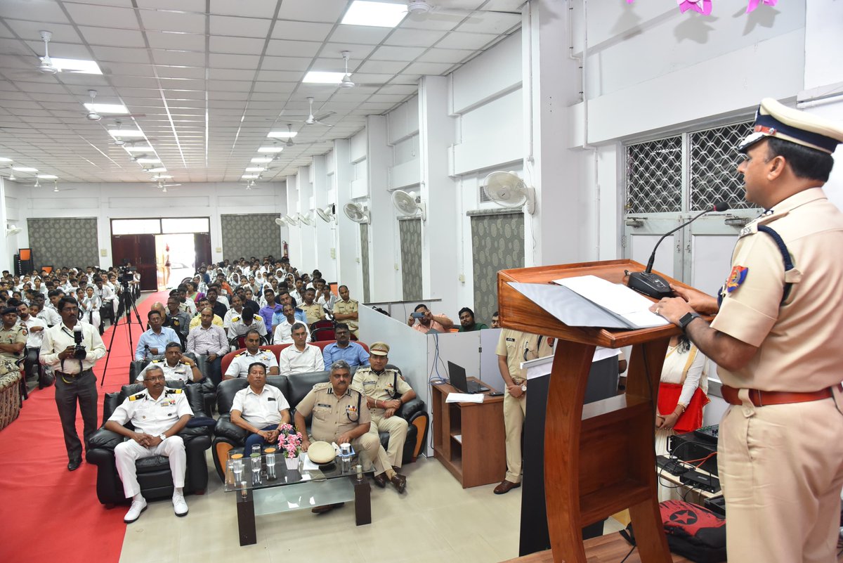 AndamanPolice's tweet photo. #AndamanNicobarPolice takes a leap forward in #CyberSecurity! Join us as we celebrate the launch of Cyber Awareness Booklets and Case Information SMS Service, inaugurated by Sh. Keshav Chandra, IAS, Chief Secretary, Andaman and Nicobar Islands (1/4) https://t.co/4UgqnGQVRQ