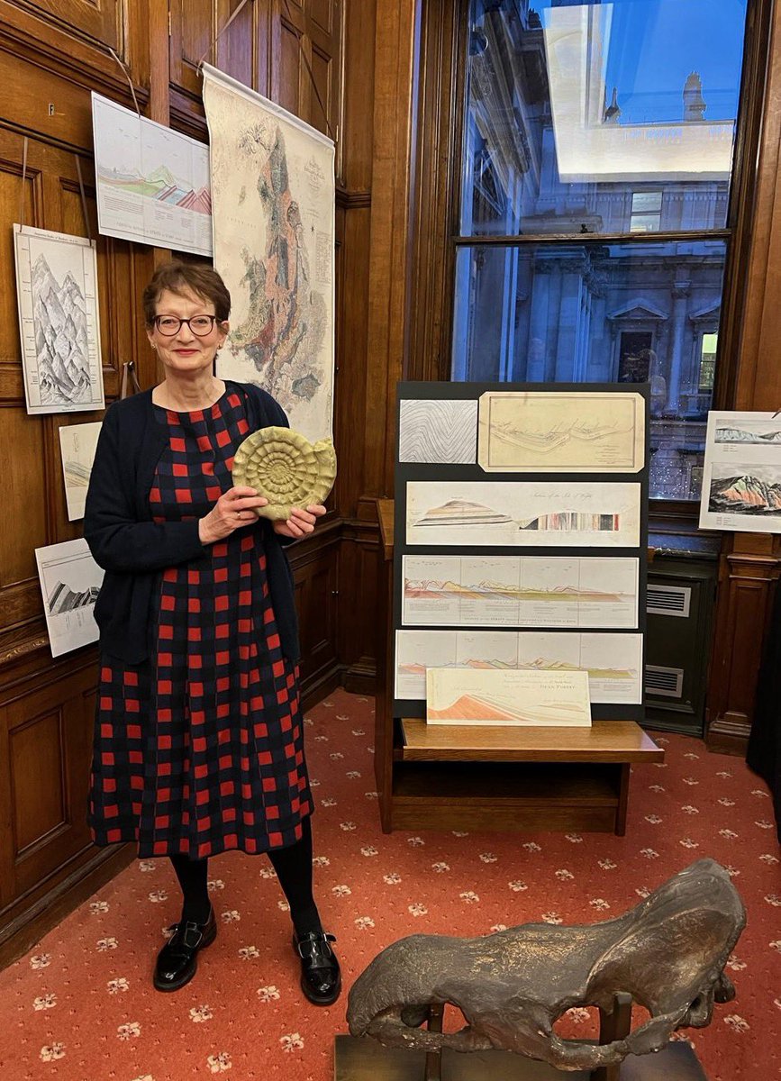 Thrilled to present my take on ‘The Geological Lecture Room Oxford’ (Buckland teaching in the Old Ashmolean) at the Geological Society last week ⁦@GeolSoc⁩ ⁦@HSMOxford⁩ ⁦⁦⁦⁦@morethanadodo⁩