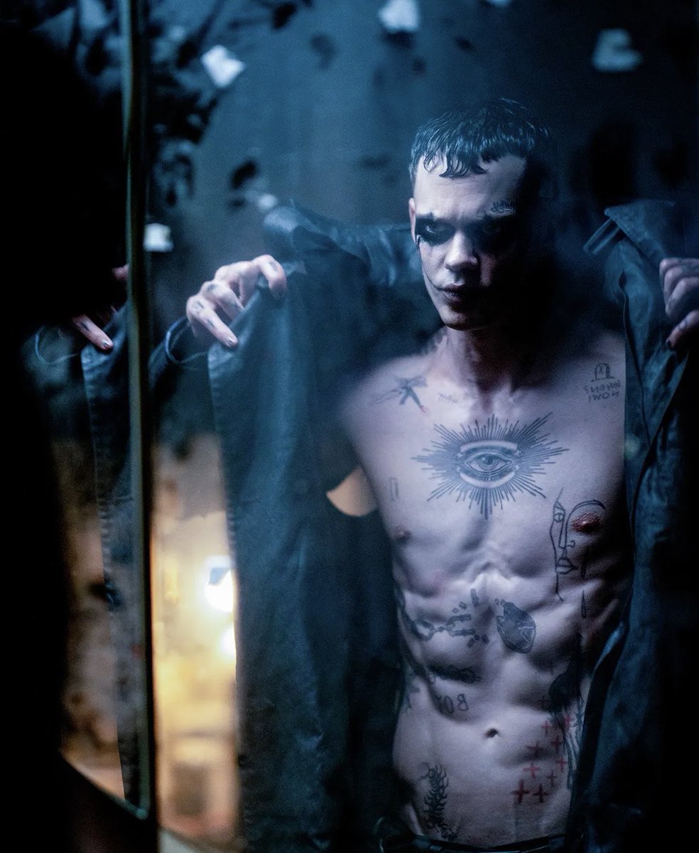 Brandon Lee ➡️ Bill Skarsgård ‘THE CROW’ remake releases on June 7