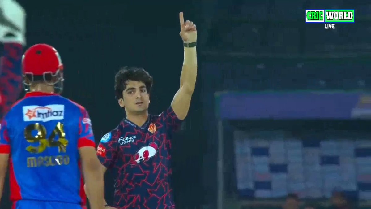 TechnicalCric67's tweet photo. Shan Masood's worst performance in PSL continues

#HBLPSL9 #IUvKK #KKvIU #psl2024 #ShaheenAfridi #ShadabKhan #BabarAzam #ShanMasood #NaseemShah https://t.co/yN7jGmgIuM