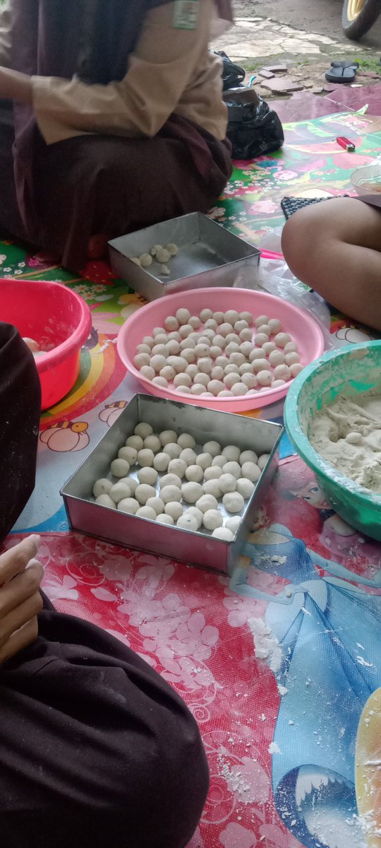 bubblepufflee's tweet image. mau sponsor praktek pkk disini dulu ekwkwkw #Sponsored #praktek #PKK