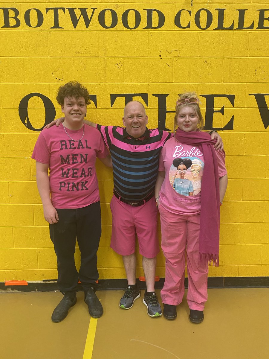 Robert Goulding tweet media