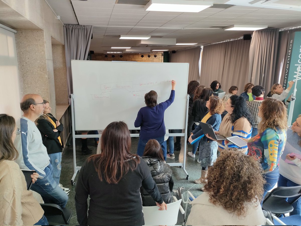 crptgn's tweet photo. 4a sessió XdC12, @xarxaCb 
Hem DESENVOLUPAT nous aspectes del #cicledelaprenentatge i els hem ESTRUCTURAT amb allò que ja sabiem de l'avaluació formadora i formativa.🔝🔝🔝
Gràcies companyes de la #XdC6!🫶
@sebaixpenedes
@NeusGallartJosa
@Airunvc https://t.co/Ejai6gT5cu
