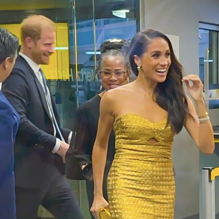 Harry & Meghan were right about the near catastrophic chase in NYC. NYPD: “The individuals operated vehicles, scooters, & bikes in a manner that forced the security team, which included an NYPD Lead Car, to take evasive action on several occasions over 2 hours.” #HarryandMeghan