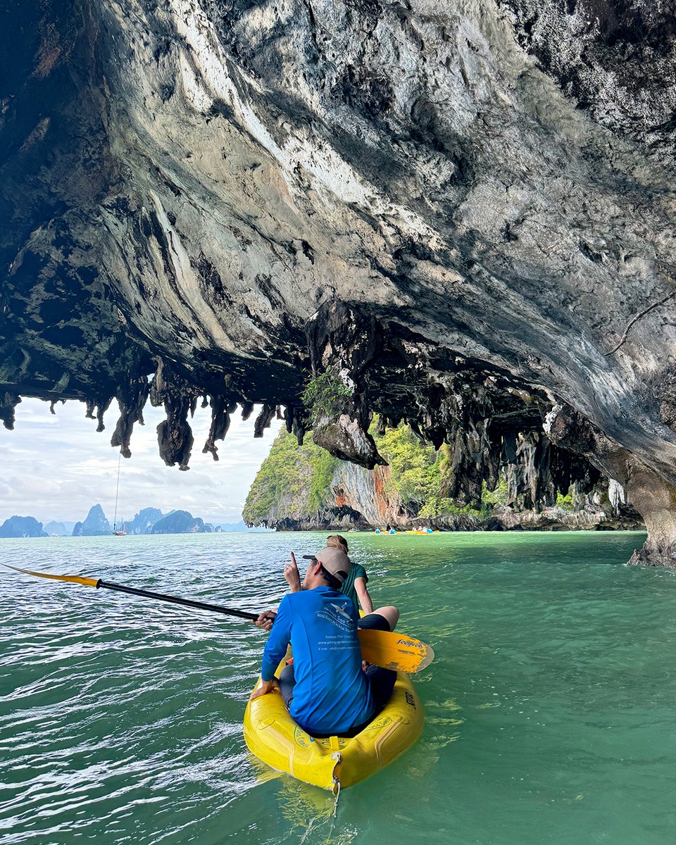 goaheadtours's tweet photo. Hold onto your heart on our Thailand for Solo Travelers: Bangkok, Phuket & the Islands, because Thailand’s beauty may just steal it. Shop the tour: https://t.co/vzEh7f91MN. #Thailand #SoloTraveler #SoloTrip #SoloTour #GuidedTrip #Explore #Phuket #Bangkok https://t.co/7grSbfjrd6