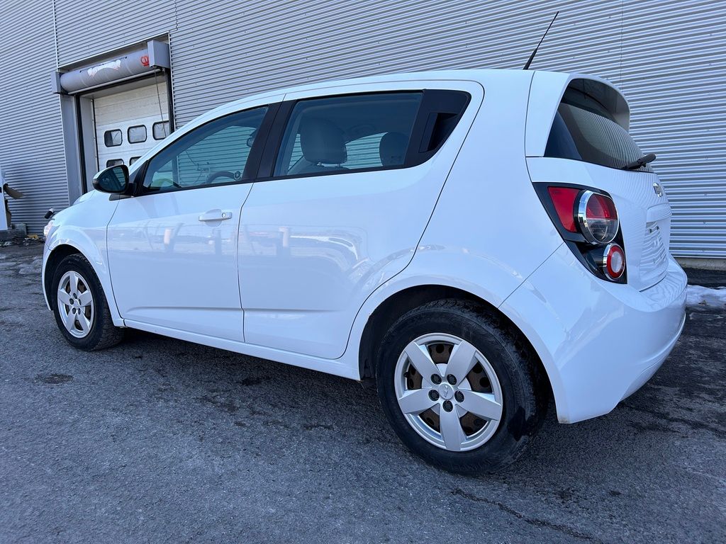 PauletteAuto's tweet image. If you're looking for a small, inexpensive car, this may be the one for you! Only 117,981kms!

More information and photos:
buff.ly/4bXwK6n
