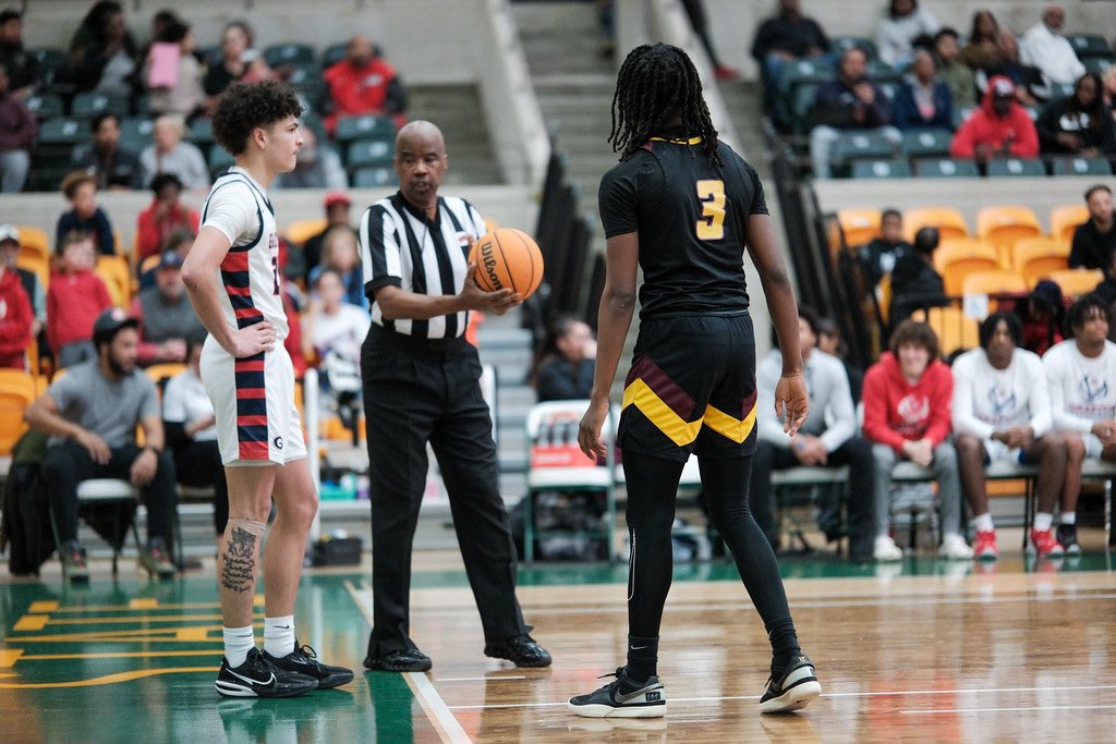 2nd Team All District
2nd Team All Region 
14.3 PPG
7RPG
5APG
3SPG
387 Points