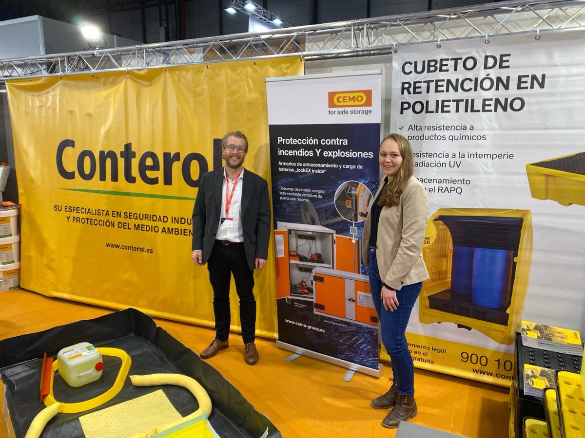 Hoy nos visita en nuestro stand de Sicur, Katharina Steinlechner de CEMO GmbH, promocionando las soluciones para baterías de litio. ¡Visítanos en el Stand 4E08 - Pabellón P04! conterol.es/es/ #SICUR #Innovación #BateríasDeLitio