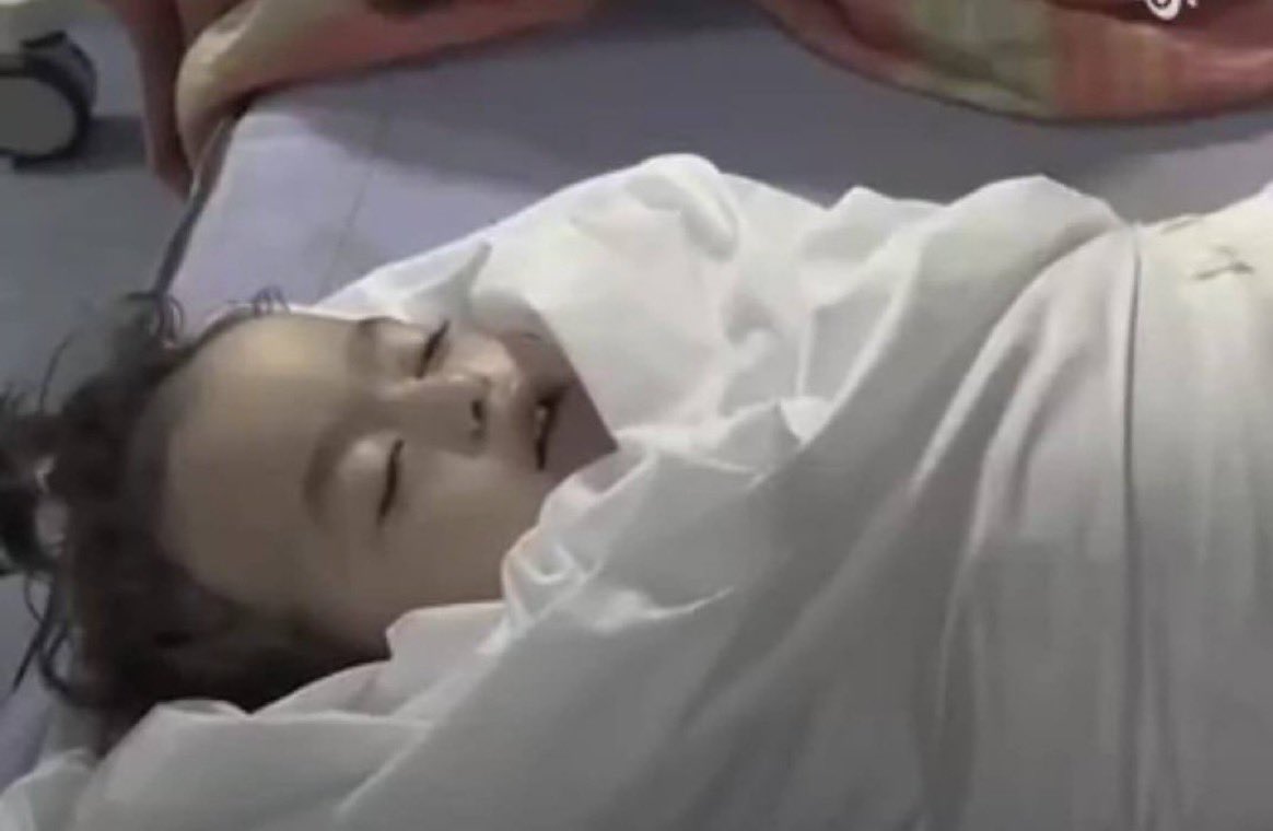 QudsNen's tweet photo. Khaled Hijazi (2 years old) died yesterday at Kamal Idwan Hospital in northern Gaza after his stomach could not handle animal feed. 

700,000 citizens in northern Gaza depend on animal feed to survive as Israel cuts off food and water from entry. https://t.co/h8bcVip9Ht
