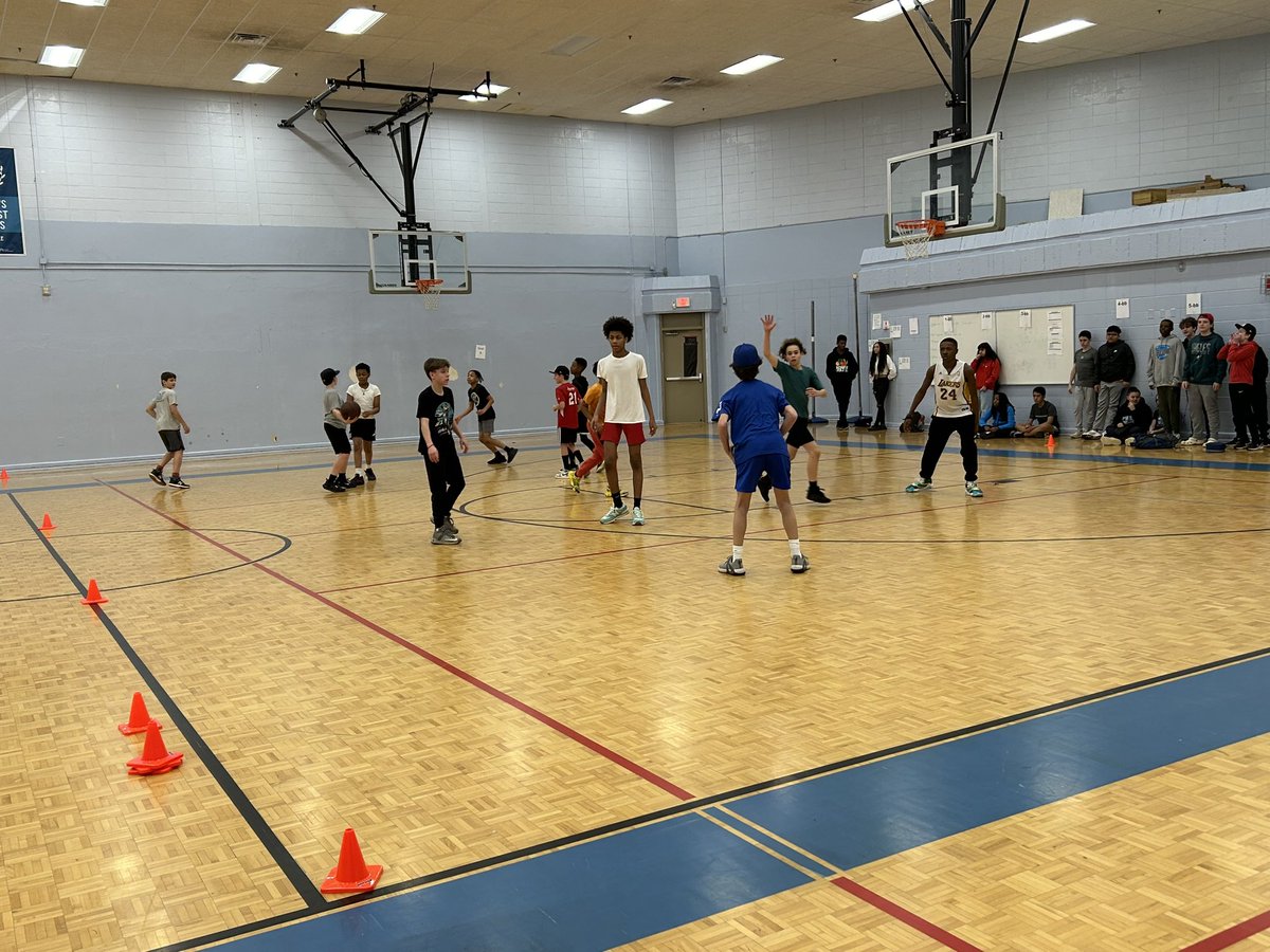 ButlerNneka's tweet photo. American Heart Association Fundraiser at Griffin Middle School.  We are doing great things here at Griffin.
@DrLoraleeHill @LynzeeCourtney @mbeas21 @GMS_Wildcats @pe_mullis https://t.co/eJa0qEvFxx