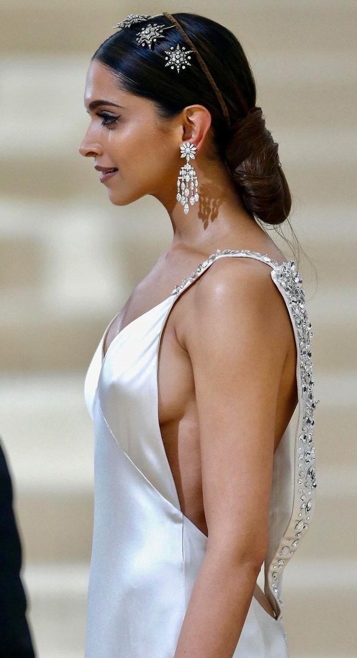 GHbuYo9XMAAocn4?format=jpg&name=large