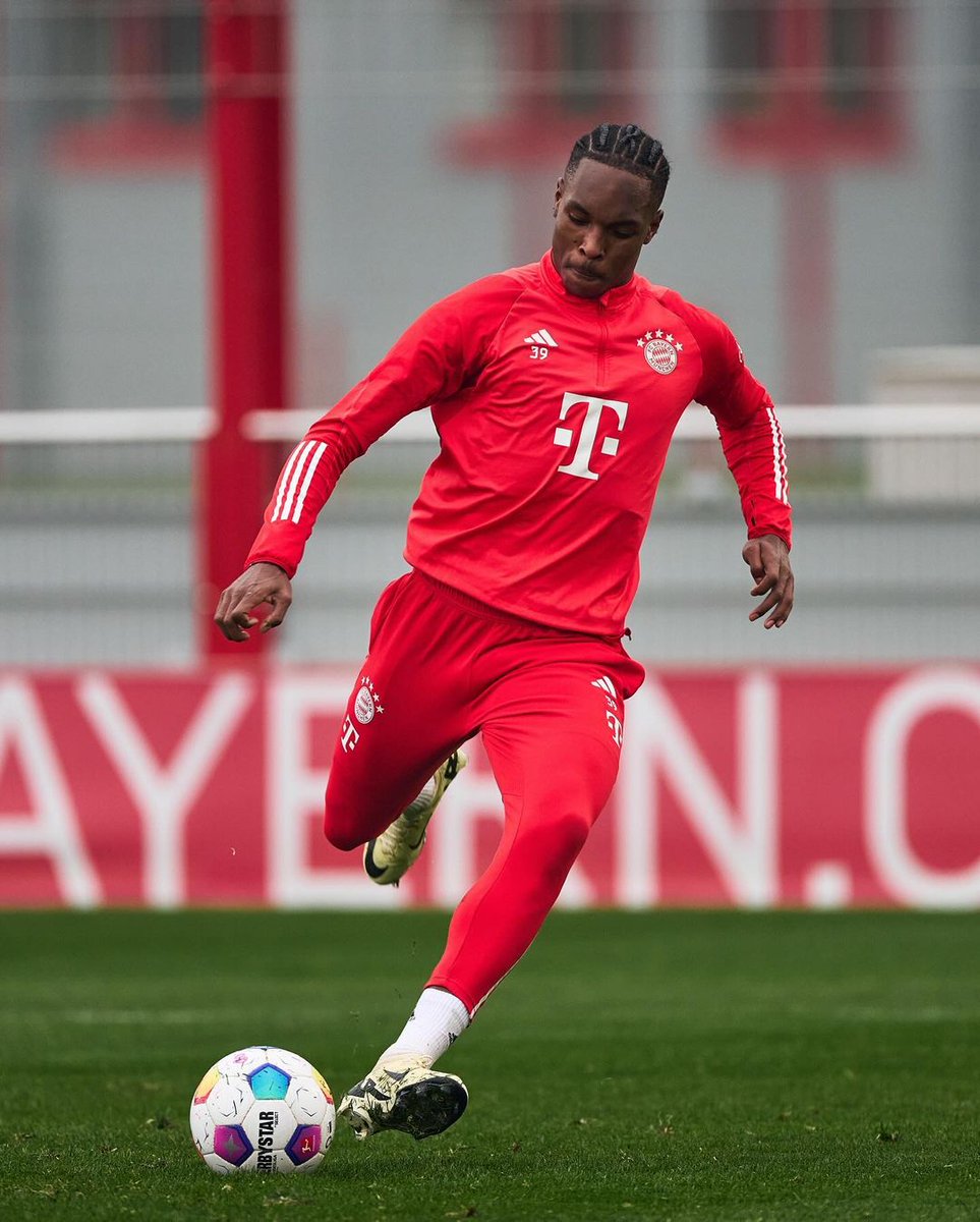 iMiaSanMia's tweet photo. 📸 Training today [@FCBayern] https://t.co/uN1sSClxIn
