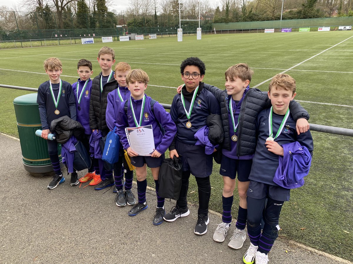 LVS_JSport's tweet photo. Plate runners up in the end. Lots to work on but a great afternoons football. Thank you @ISAsportUK https://t.co/kqKS575ylo