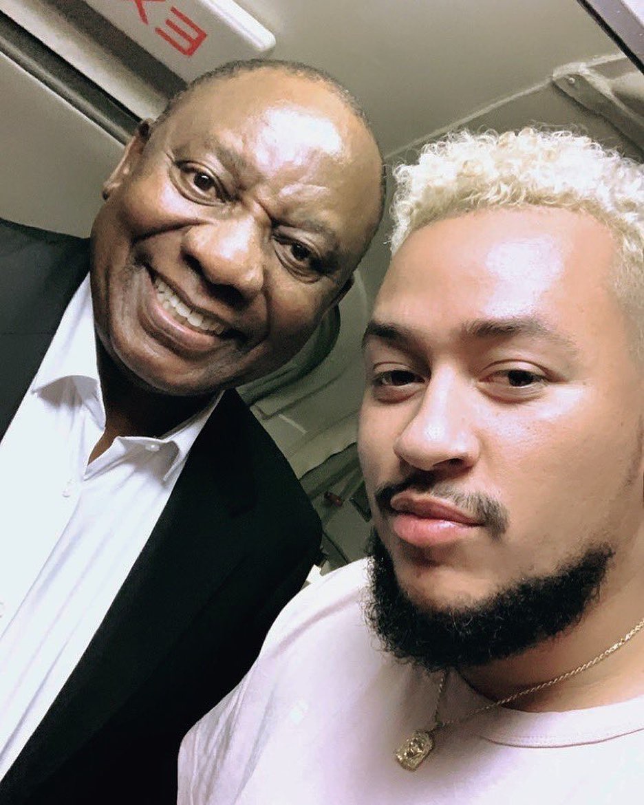 MororoKatlego's tweet photo. 🇿🇦 South Africa misses you, the world 🌍 still mourns your death.. Even though those who took your life have been arrested, Those who loved you are still in pain 😭😭😭  #JusticeForAKA #AKA #Eswatini #SAPS #KZN #Kiernan https://t.co/SXM0exajit