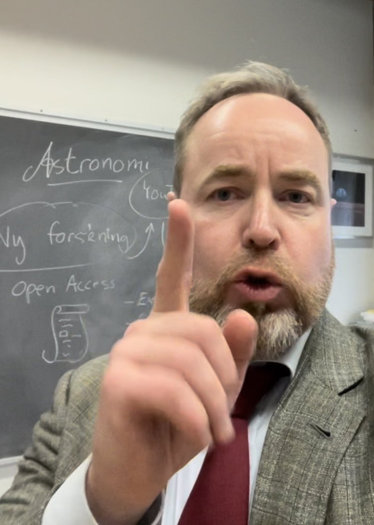 Nyt om astrofysik: Har du en idé eller et tip? #dkastro #dkvid #dkforsk #astronomi youtube.com/shorts/KCx1Kw_…