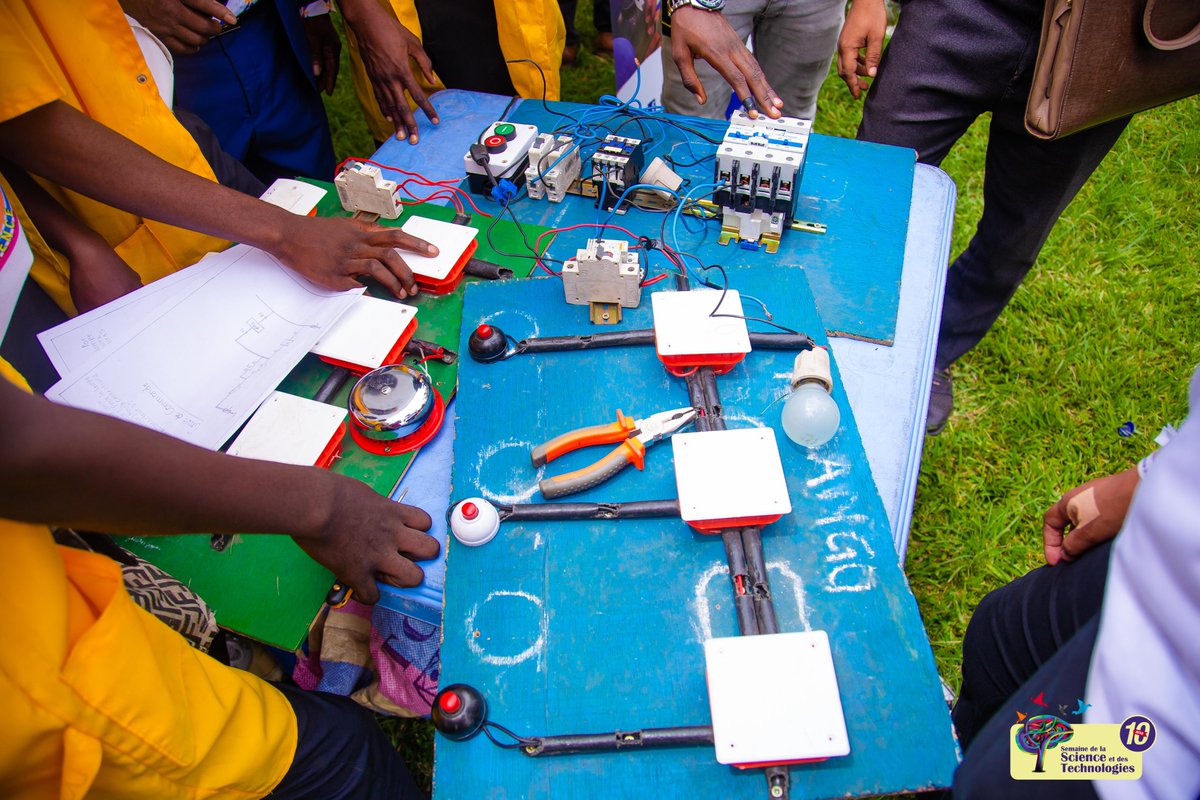 L'excitation monte alors que nous accélérons les préparatifs pour la #SST11 #RDC ! Nos animations scientifiques captivantes sont en phase finale de préparation. Le programme des conférences se dessine et nos sponsors sont mobilisés.

Réserver ces dates : lundi 8 avril, journée de