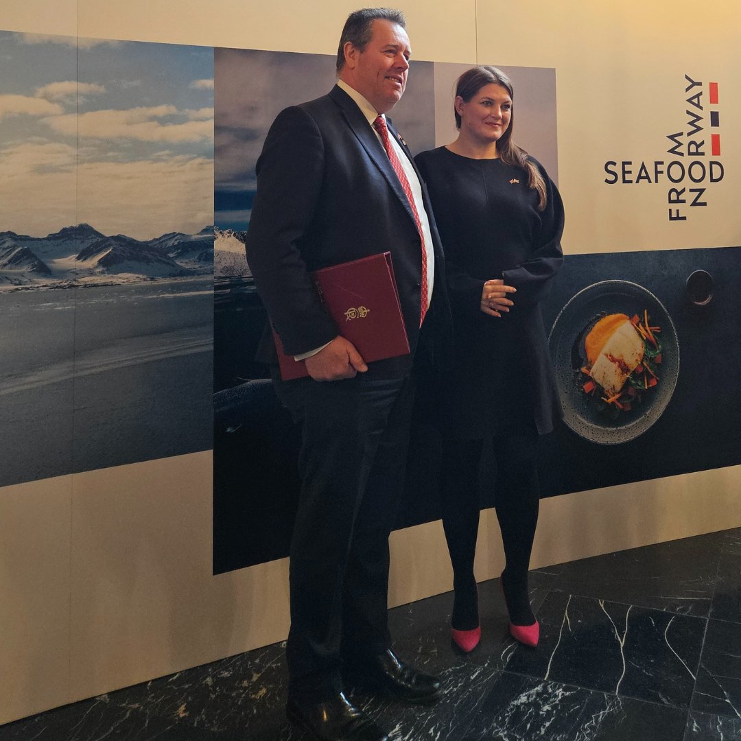 Minister @Mark_Spencer met with @CecilieMyrseth at the Norway-UK Summit yesterday . 🇳🇴🇬🇧 A great opportunity to continue to strengthen the UK’s close cooperation with our Norwegian neighbours on seafood and fisheries. #SustainableFisheries