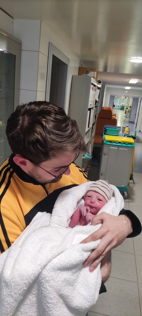 Adri "Sawyer" tweet media