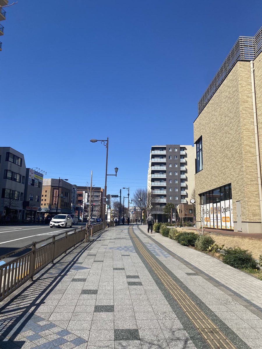 j_ai21's tweet image. 初めて降りた駅,
駅からずっと真っ直ぐ…

#workandstudy
#Feb28 
#toyoda