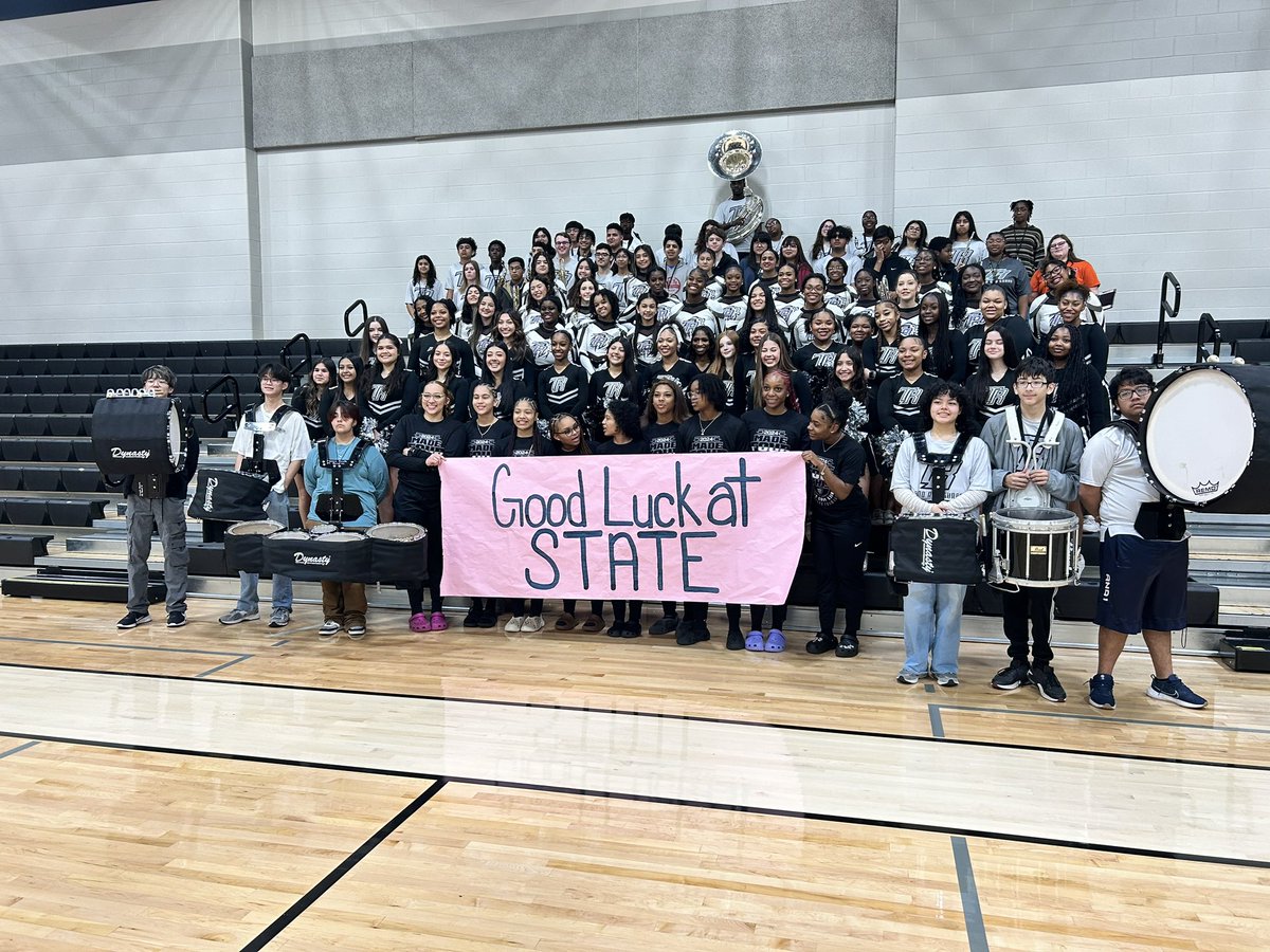 Atascocita_GBB's tweet image. There’s a parade inside my city yaaaaa….

Lady Lions hoop squad headed to STATE 🤩

Thank you to the Den for the send off and well wishes!