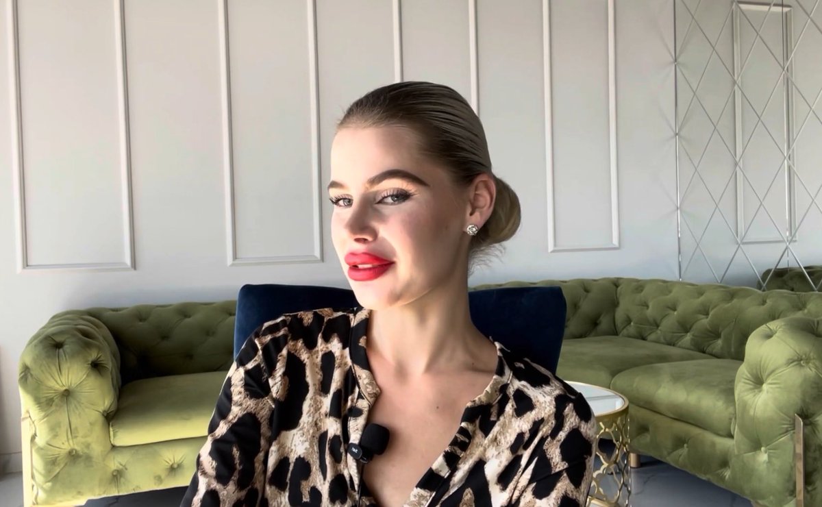 notgazxel's tweet image. Iepazinos ar ļoti interesantu situāciju pateicoties @IngaSpringe. Stāsts ir par viltus kosmetoloģi - Jūliju Koreniku, kura veic injekcijas bez izglītības, uzdod citu meistaru darbus par saviem un pat piesavinās cita profesionāļa identitāti!