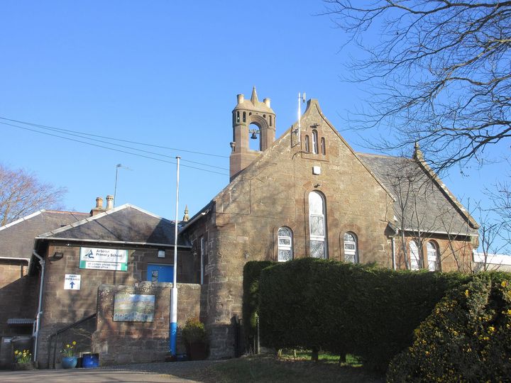 Raising awareness of #youngcarers in our local community of #Angus to the lovely pupils of Arbirlot Primary School 27/02/24 . Thank You for having me in yesterday.
#ThePromise #youngcarersupport

@AngusCarersCentre
@ThePromiseScot
@AngusCouncil
@CarersTrust 
@arbirlotprimary