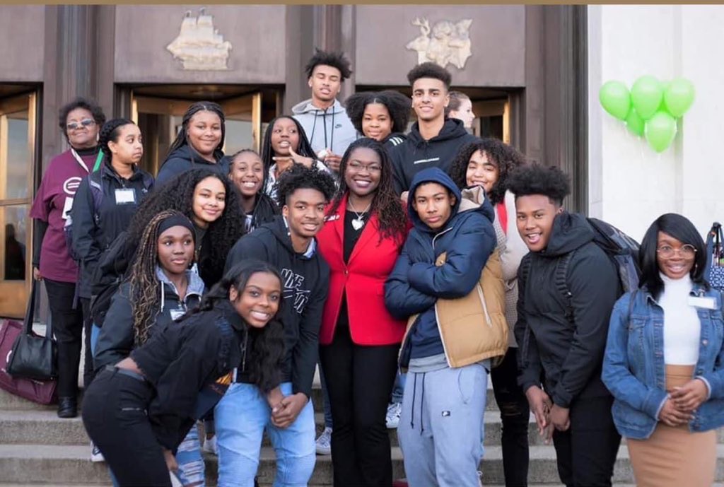 TrueNkenge's tweet photo. Urban League of Portland is hosting “A Love Letter to Portland,” a creative writing contest for both Youth and Older Adults.

TO ENTER visit our website https://t.co/ZUyZe9OjjQ. 👩🏾‍💻THE RULES are simple.

Winners will be announced on our website March 30. 🏆🙌🏾 https://t.co/wpuoJesI6n