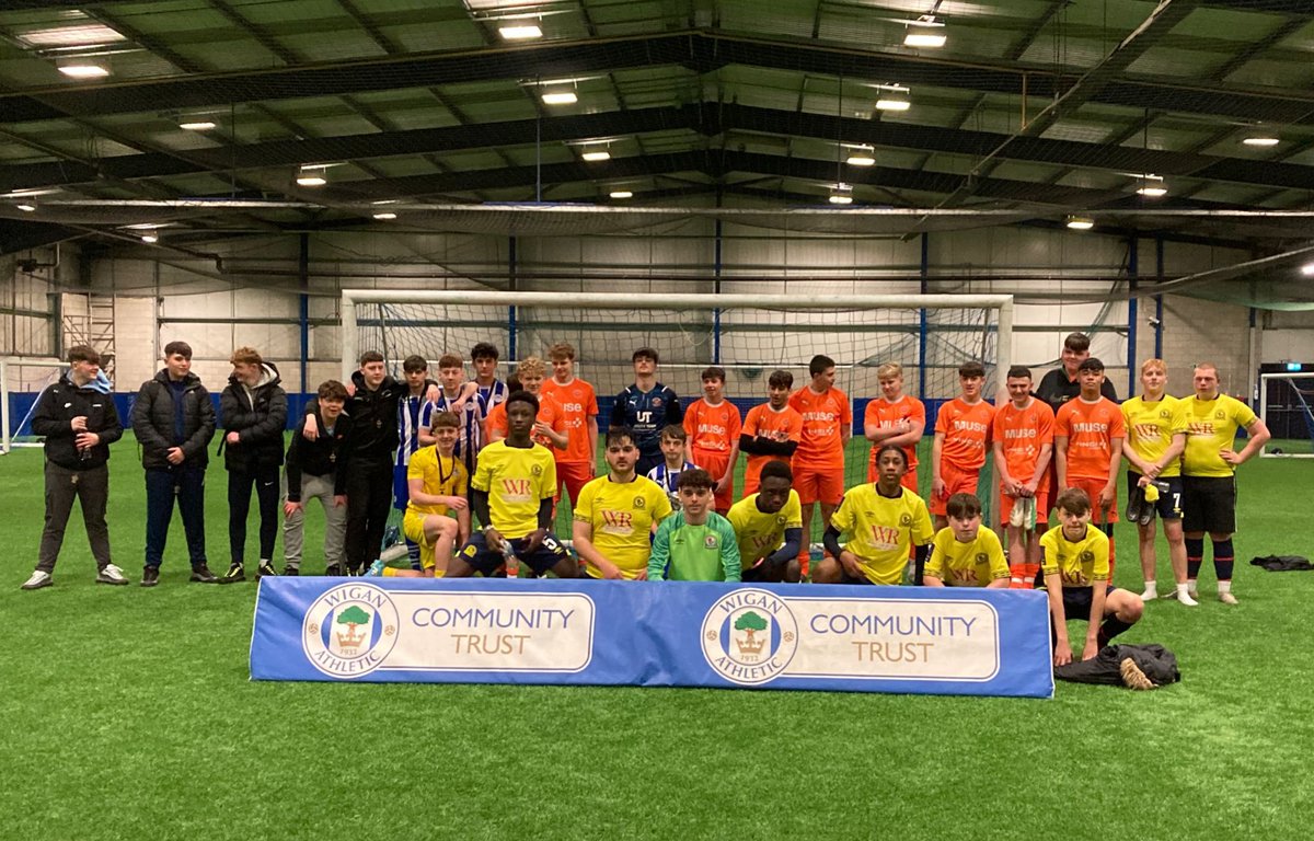 ⚽️ Last week, a group of our #PLKicks participants took part in a 9 v 9 tournament hosted by @LaticsCommunity. 

👏 Thank you to Wigan for having us and well done to all participants involved!

#BRCTInclusion #BRCTYouthEngagement #BRCTSportsParticipation | @PLCommunities