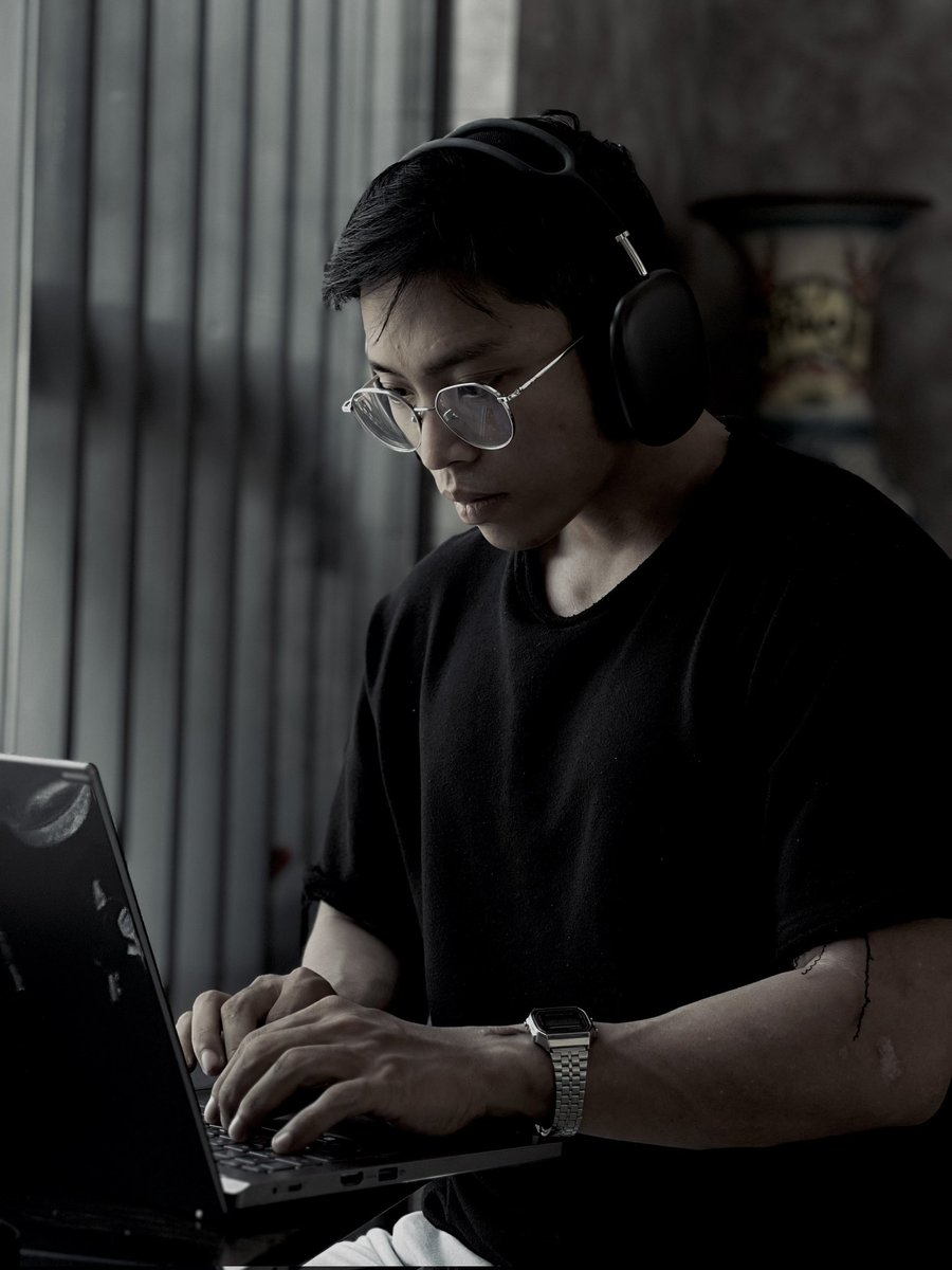 Thả tấm hình đánh dấu đầu 2024 để cuối năm xem lại. 
____________
Để xem Canh Thìn vật mình thế nào ^^