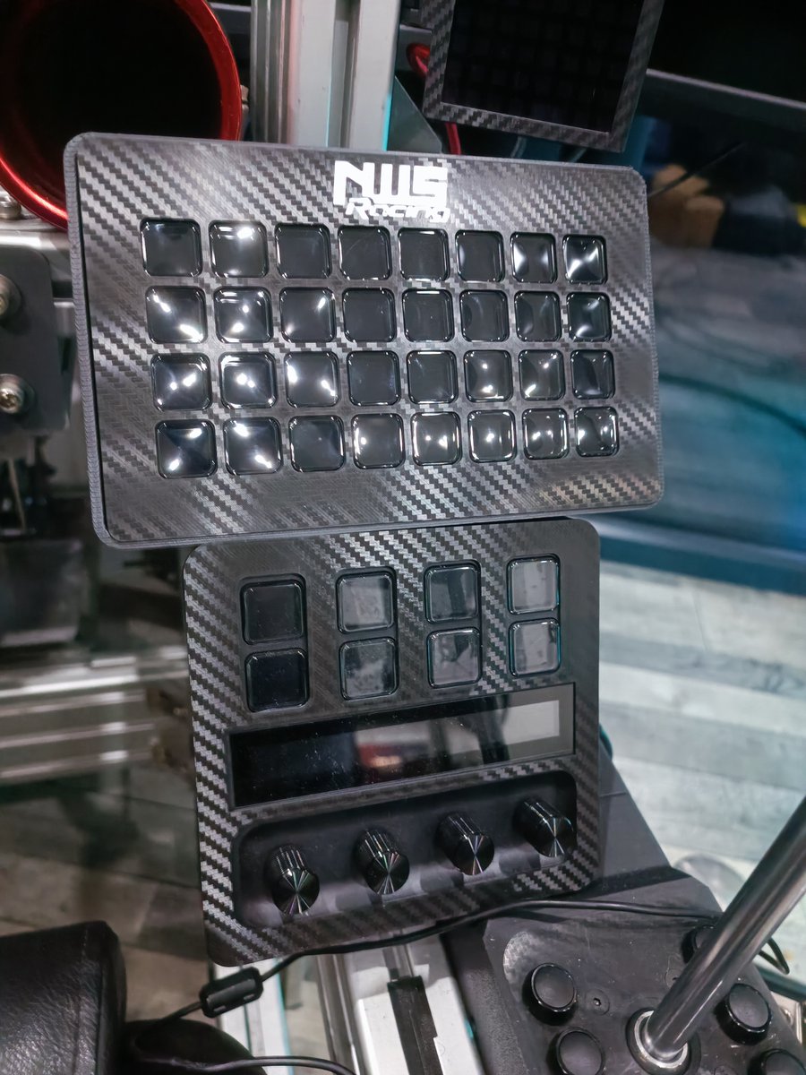 Stream deck carbone ?

Bientôt dispo pour stream deeck XL MK1 MK2 et +

#simracing #iracing #streamdeck #carbone #acc #lmu #rfactor2 #ams2