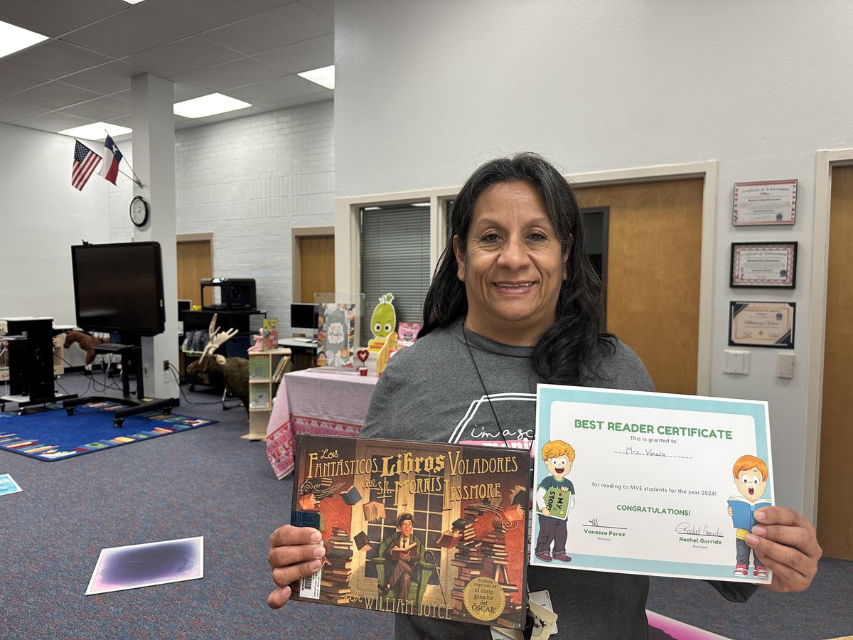 MveLibrary's tweet image. MVE celebrates Read Across America! Thank you faculty and community members!