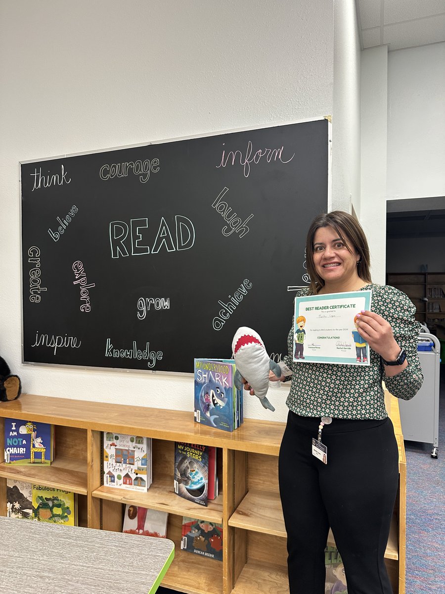 MveLibrary's tweet image. MVE celebrates Read Across America! Thank you faculty and community members! @JDavisMVE @es_regarrido