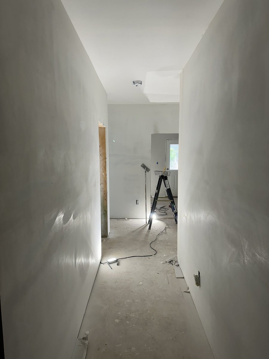 Bears360_CoachT's tweet image. More construction pics…

Very excited about project!!!  Basically added another house downstairs; kitchen, 2 bedrooms and full bath!

House re-warming party loading!!!

#assetsoverliabilities