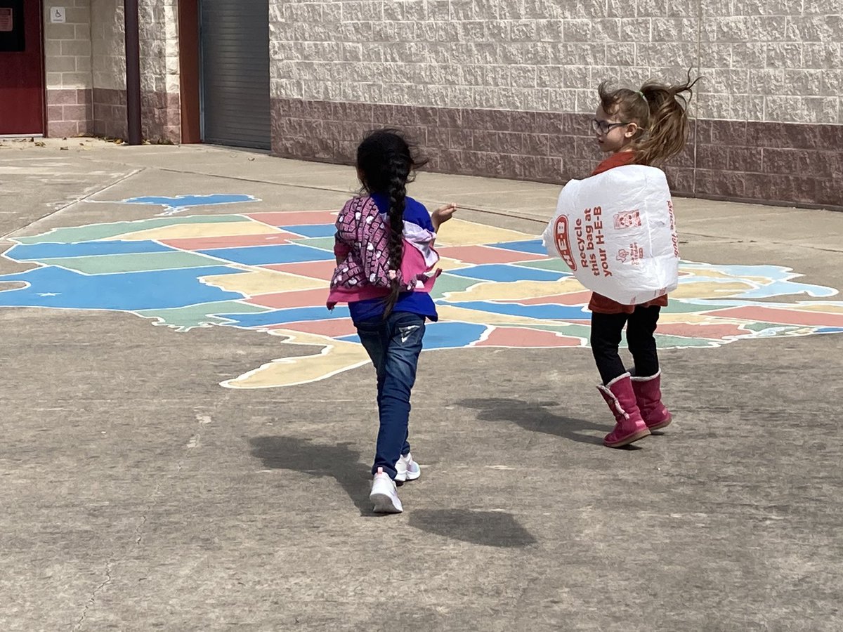 Grace Cummings (@gracefulstem) on Twitter photo Reusing materials challenge-After reading One Plastic Bag, 1st grade Environmental Engineers created simple kites using plastic bags & yarn. We took advantage of a beautiful windy day & learned about lift, drag & thrust too. #RabaSTEM <a href="/NISDSTEMLabs/">NISD STEM Labs</a> Reusing materials challenge-After reading One Plastic Bag, 1st grade Environmental Engineers created simple kites using plastic bags & yarn. We took advantage of a beautiful windy day & learned about lift, drag & thrust too. #RabaSTEM <a href="/NISDSTEMLabs/">NISD STEM Labs</a>