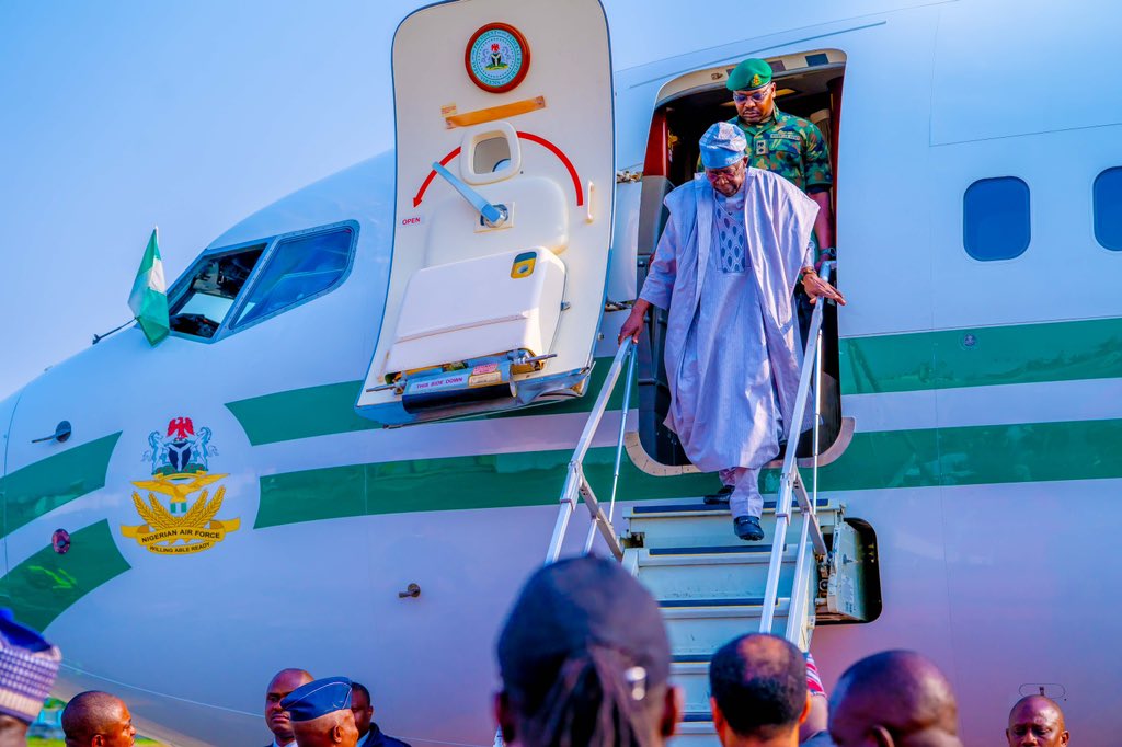 jidesanwoolu's tweet photo. I am excited to welcome to Lagos, His Excellency, President @officialABAT GCFR, for a truly momentous occasion. 

Tomorrow, we celebrate the commissioning of the LMRT Red Line, an initiative that began with his bold vision for our city's future. 

I am thankful to be the hands that have manifested this vision to reality. From groundbreaking to completion, the Red Line Rail Project marks a new era for Lagos. 

Tomorrow we celebrate a project that will truly make life easier for our residents.