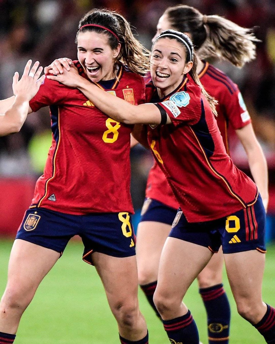 🚨 TERMINÉ 

L’Espagne remporte la première Ligue des Nations Féminines ! 🏆

Espagne 2️⃣-0️⃣ France

Un échec pour l'Équipe de France Féminine et sa première finale continentale.👀

#Football #FIFA #liguedesnations #ESPFRA