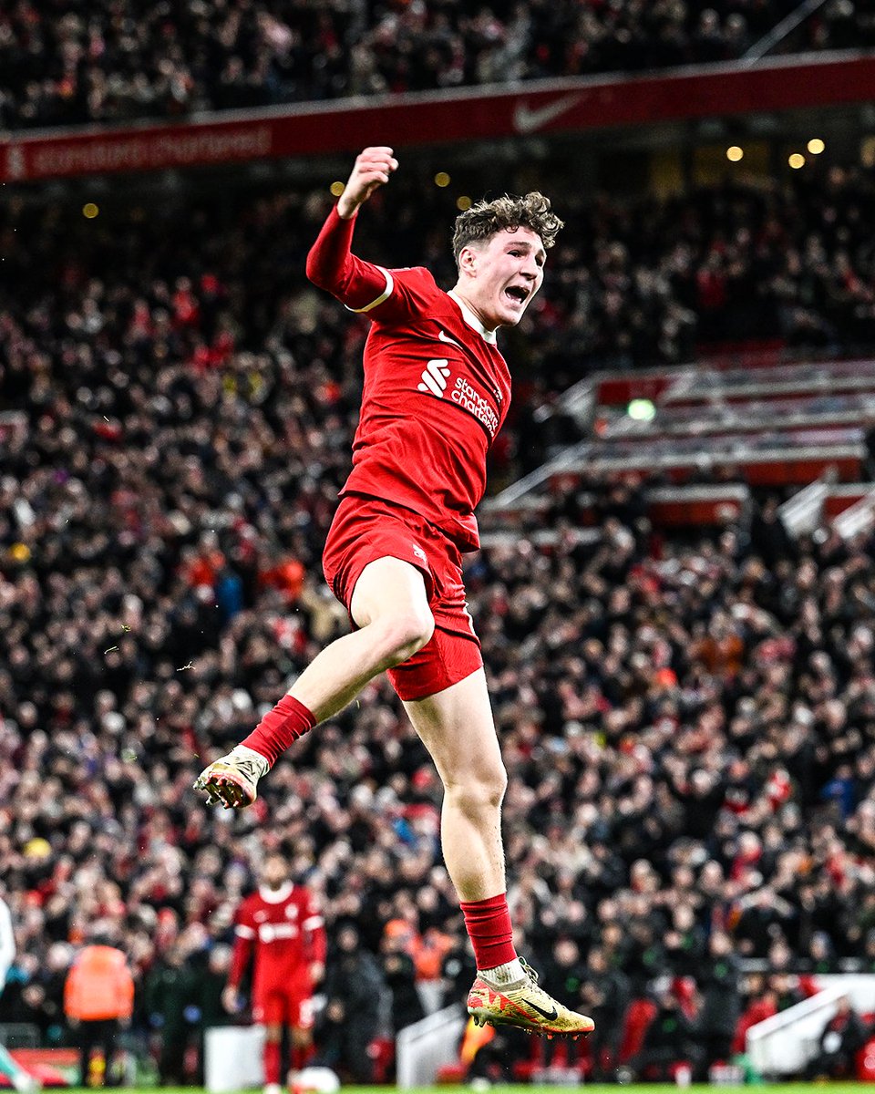 brfootball's tweet photo. Lewis Koumas scores on his senior Liverpool debut 🌟 https://t.co/oZsrMEFTBK